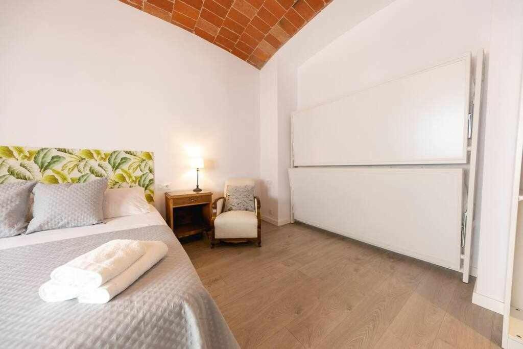 Newly Renovated Room W Pool & Bikeparking Girona Rum bild