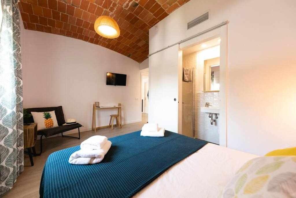 Newly Renovated Room W Pool & Bikeparking Girona Rum bild